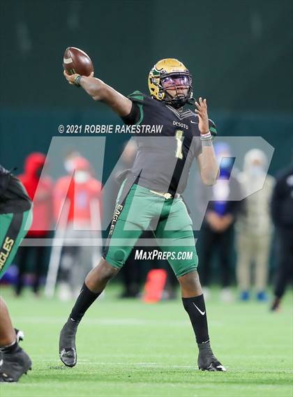 Thumbnail 3 in Duncanville vs. DeSoto (UIL 6A Division 1 Quarterfinals) photogallery.