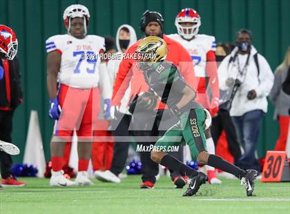 Thumbnail 2 in Duncanville vs. DeSoto (UIL 6A Division 1 Quarterfinals) photogallery.