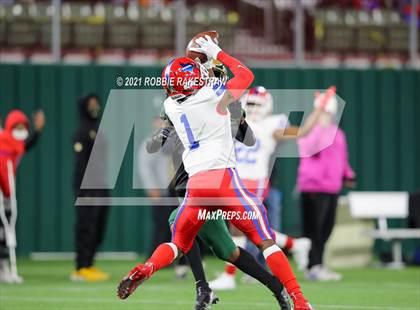Thumbnail 3 in Duncanville vs. DeSoto (UIL 6A Division 1 Quarterfinals) photogallery.