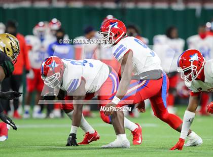 Thumbnail 3 in Duncanville vs. DeSoto (UIL 6A Division 1 Quarterfinals) photogallery.