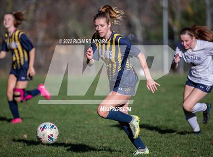 Thumbnail 1 in Bow vs. Stark (NHIAA D2 Quarterfinal) photogallery.