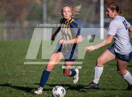 Thumbnail 2 in Bow vs. Stark (NHIAA D2 Quarterfinal) photogallery.