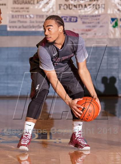 Thumbnail 2 in St. Benedict's Prep vs. Cape Henry Collegiate (Battle by the Bay) photogallery.
