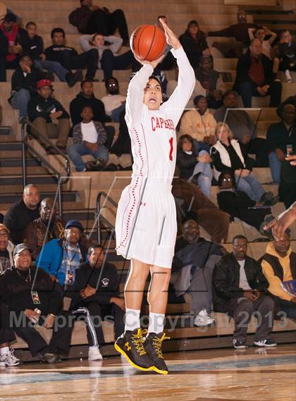 Thumbnail 3 in St. Benedict's Prep vs. Cape Henry Collegiate (Battle by the Bay) photogallery.