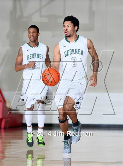 Thumbnail 2 in Richardson vs. Westfield (McDonald's Texas Invitational) photogallery.