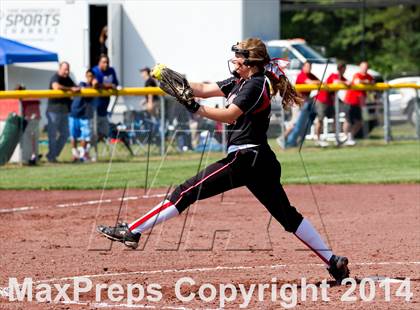 Thumbnail 3 in East Meadow vs. Clarence (NYSPHSAA Class AA Semifinal) photogallery.