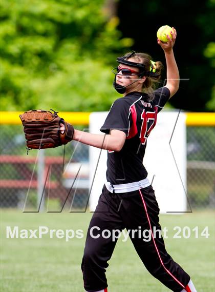 Thumbnail 1 in East Meadow vs. Clarence (NYSPHSAA Class AA Semifinal) photogallery.