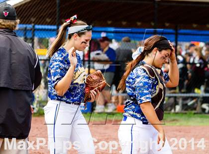 Thumbnail 3 in East Meadow vs. Clarence (NYSPHSAA Class AA Semifinal) photogallery.