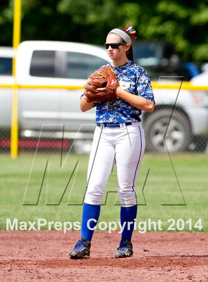 Thumbnail 2 in East Meadow vs. Clarence (NYSPHSAA Class AA Semifinal) photogallery.