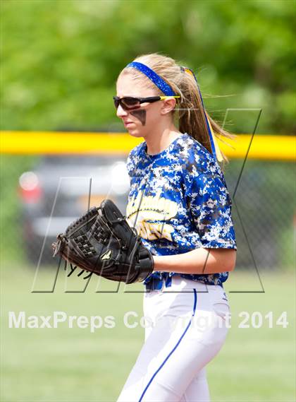 Thumbnail 3 in East Meadow vs. Clarence (NYSPHSAA Class AA Semifinal) photogallery.