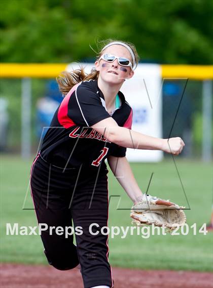 Thumbnail 2 in East Meadow vs. Clarence (NYSPHSAA Class AA Semifinal) photogallery.