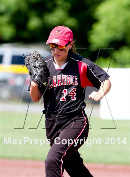 Thumbnail 1 in East Meadow vs. Clarence (NYSPHSAA Class AA Semifinal) photogallery.