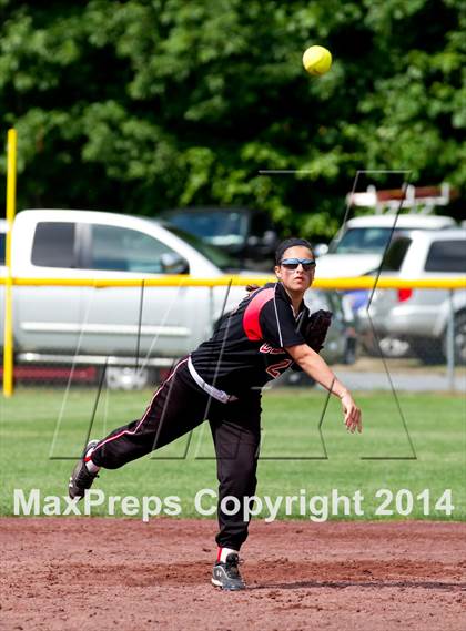 Thumbnail 3 in East Meadow vs. Clarence (NYSPHSAA Class AA Semifinal) photogallery.