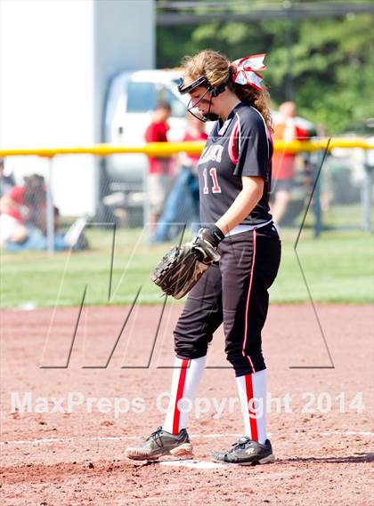 Thumbnail 1 in East Meadow vs. Clarence (NYSPHSAA Class AA Semifinal) photogallery.