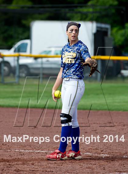Thumbnail 2 in East Meadow vs. Clarence (NYSPHSAA Class AA Semifinal) photogallery.