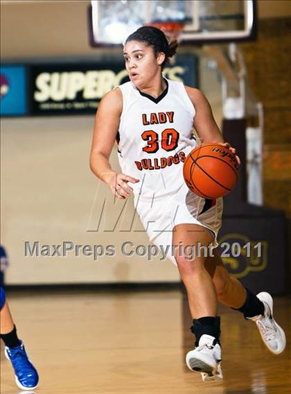 Thumbnail 1 in Burkburnett vs. Krum (Fantasy of Lights) photogallery.