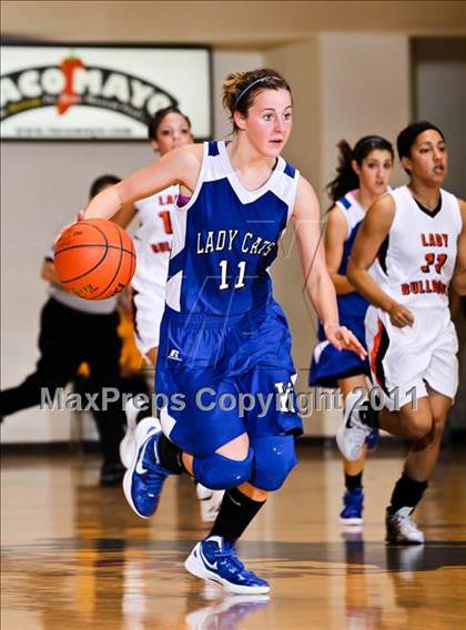 Thumbnail 3 in Burkburnett vs. Krum (Fantasy of Lights) photogallery.