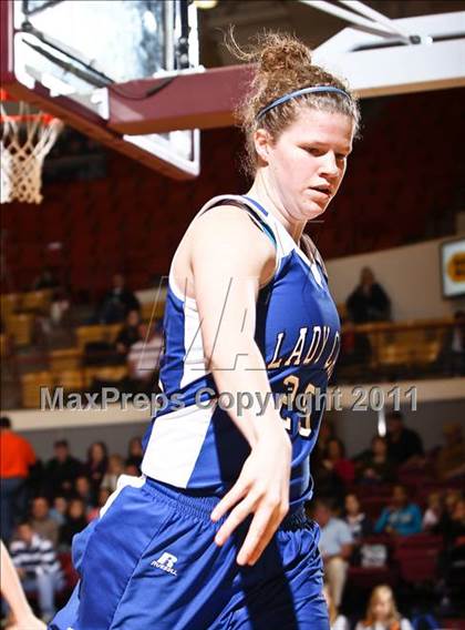 Thumbnail 3 in Burkburnett vs. Krum (Fantasy of Lights) photogallery.