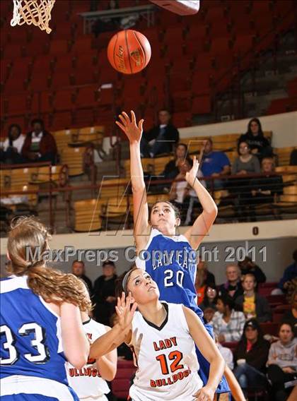 Thumbnail 2 in Burkburnett vs. Krum (Fantasy of Lights) photogallery.