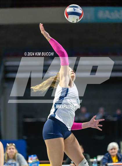Thumbnail 1 in Philip Barbour vs. Charleston Catholic (WVSSAC Class AA Semifinal) photogallery.