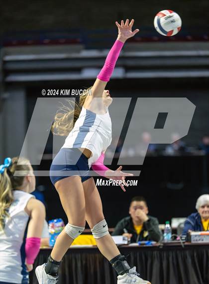 Thumbnail 3 in Philip Barbour vs. Charleston Catholic (WVSSAC Class AA Semifinal) photogallery.