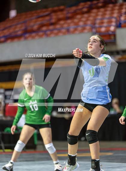 Thumbnail 1 in Philip Barbour vs. Charleston Catholic (WVSSAC Class AA Semifinal) photogallery.