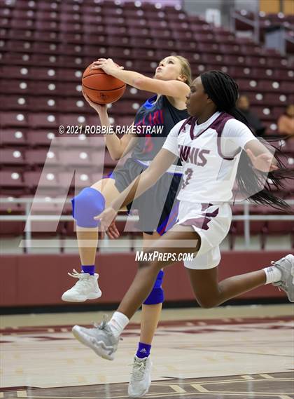 Thumbnail 2 in Bullard vs Ennis (Athens Tournament) photogallery.