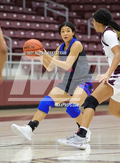Thumbnail 3 in Bullard vs Ennis (Athens Tournament) photogallery.