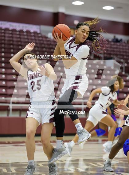 Thumbnail 3 in Bullard vs Ennis (Athens Tournament) photogallery.
