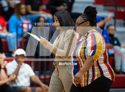 Thumbnail 2 in Midtown vs Warner Robins (GHSA 5A Elite 8 Playoff) photogallery.