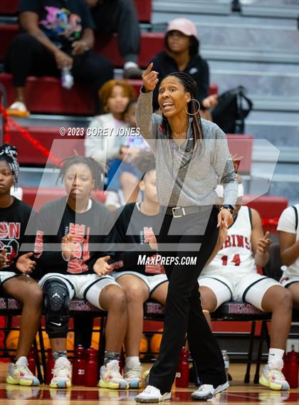 Thumbnail 2 in Midtown vs Warner Robins (GHSA 5A Elite 8 Playoff) photogallery.