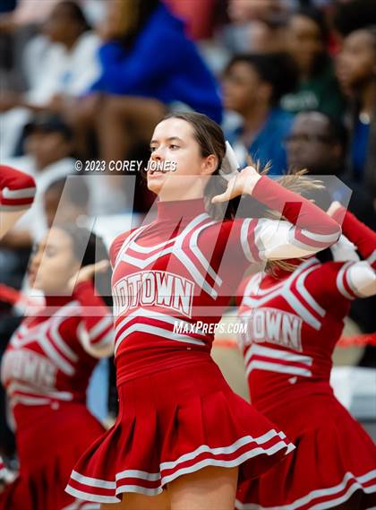 Thumbnail 3 in Midtown vs Warner Robins (GHSA 5A Elite 8 Playoff) photogallery.