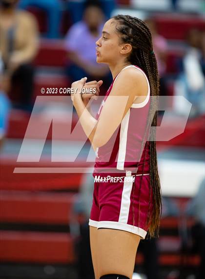 Thumbnail 2 in Midtown vs Warner Robins (GHSA 5A Elite 8 Playoff) photogallery.