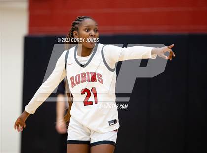 Thumbnail 2 in Midtown vs Warner Robins (GHSA 5A Elite 8 Playoff) photogallery.