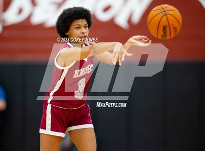 Thumbnail 1 in Midtown vs Warner Robins (GHSA 5A Elite 8 Playoff) photogallery.