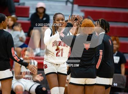 Thumbnail 1 in Midtown vs Warner Robins (GHSA 5A Elite 8 Playoff) photogallery.