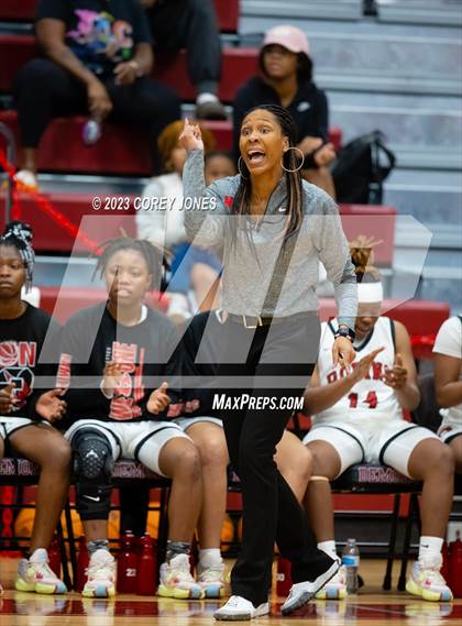 Thumbnail 1 in Midtown vs Warner Robins (GHSA 5A Elite 8 Playoff) photogallery.