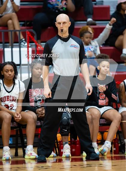 Thumbnail 3 in Midtown vs Warner Robins (GHSA 5A Elite 8 Playoff) photogallery.