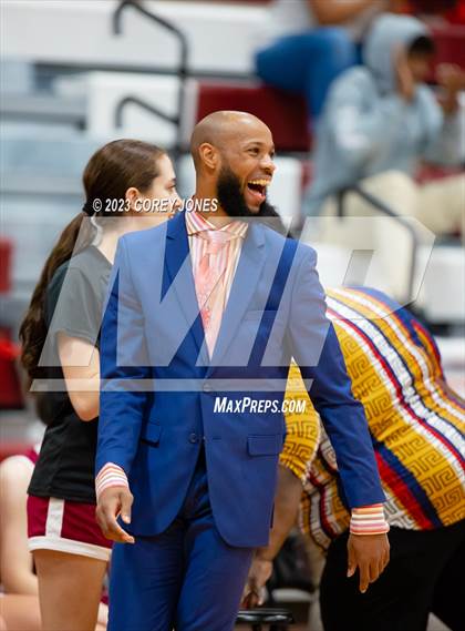 Thumbnail 3 in Midtown vs Warner Robins (GHSA 5A Elite 8 Playoff) photogallery.