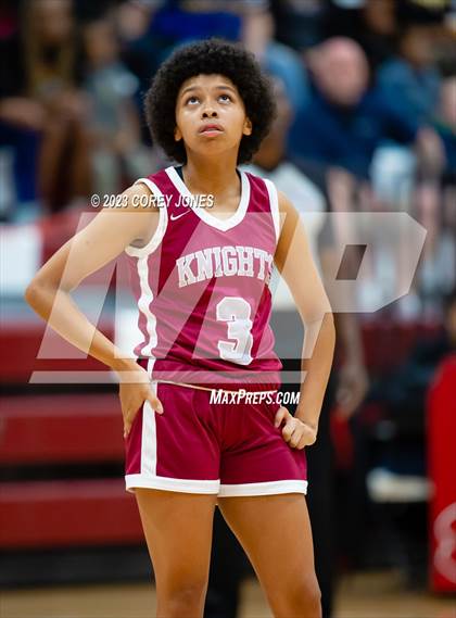 Thumbnail 3 in Midtown vs Warner Robins (GHSA 5A Elite 8 Playoff) photogallery.