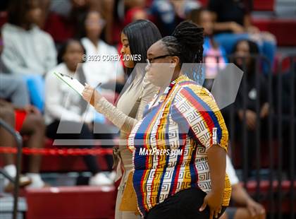 Thumbnail 1 in Midtown vs Warner Robins (GHSA 5A Elite 8 Playoff) photogallery.