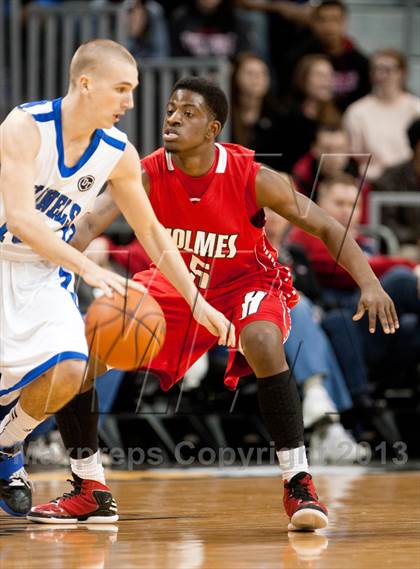 Thumbnail 2 in Holmes vs Covington Catholic (KHSAA Regional Final) photogallery.