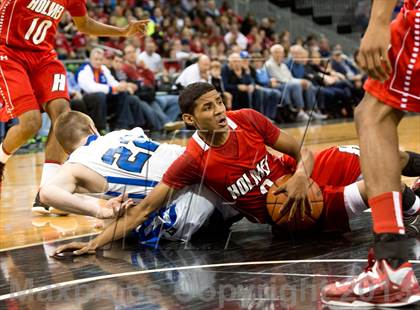 Thumbnail 3 in Holmes vs Covington Catholic (KHSAA Regional Final) photogallery.