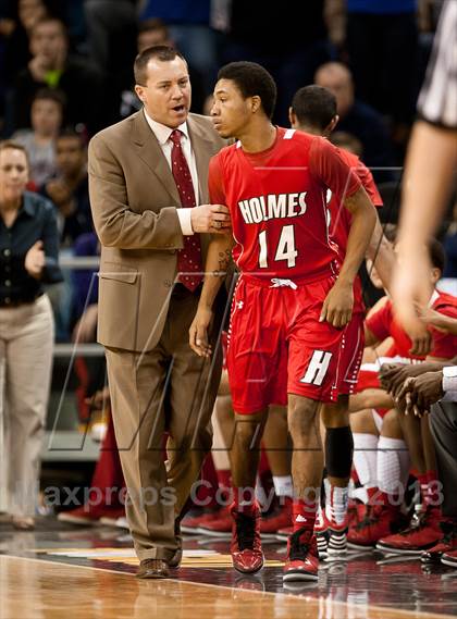 Thumbnail 2 in Holmes vs Covington Catholic (KHSAA Regional Final) photogallery.