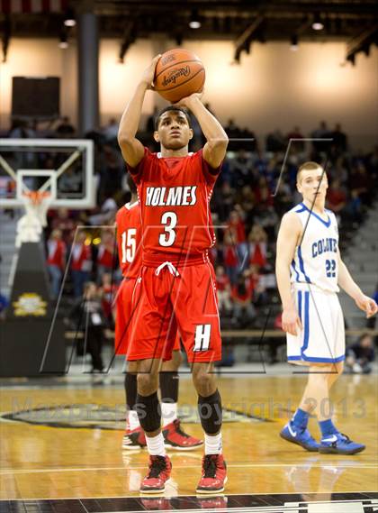 Thumbnail 1 in Holmes vs Covington Catholic (KHSAA Regional Final) photogallery.