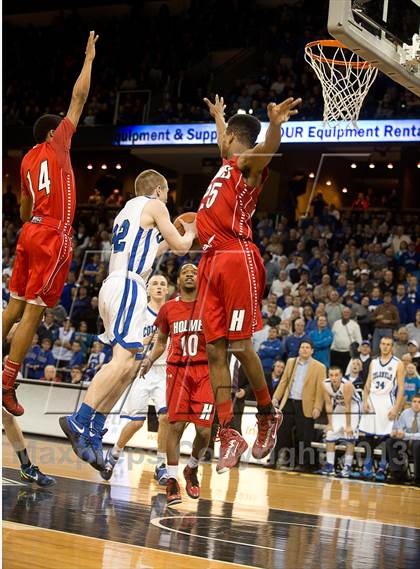 Thumbnail 1 in Holmes vs Covington Catholic (KHSAA Regional Final) photogallery.