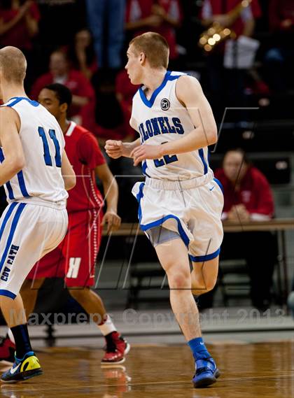 Thumbnail 2 in Holmes vs Covington Catholic (KHSAA Regional Final) photogallery.