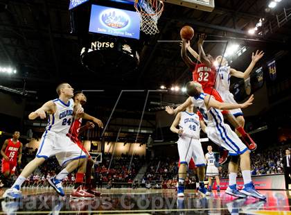 Thumbnail 2 in Holmes vs Covington Catholic (KHSAA Regional Final) photogallery.