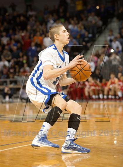 Thumbnail 1 in Holmes vs Covington Catholic (KHSAA Regional Final) photogallery.