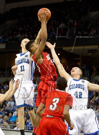 Thumbnail 2 in Holmes vs Covington Catholic (KHSAA Regional Final) photogallery.